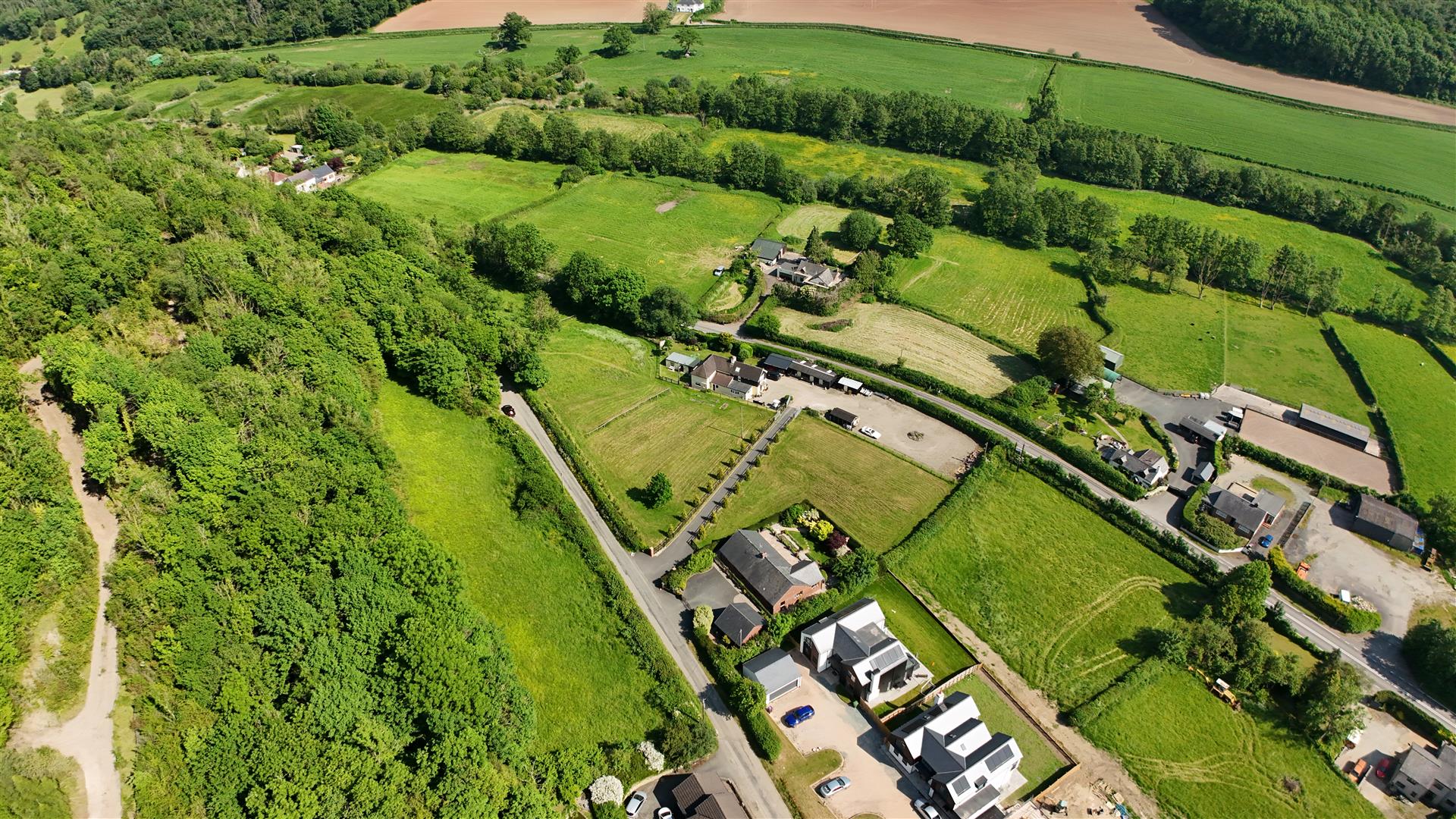 Haulfryn Porth Y Waen, Oswestry, SY10 8LX For Sale